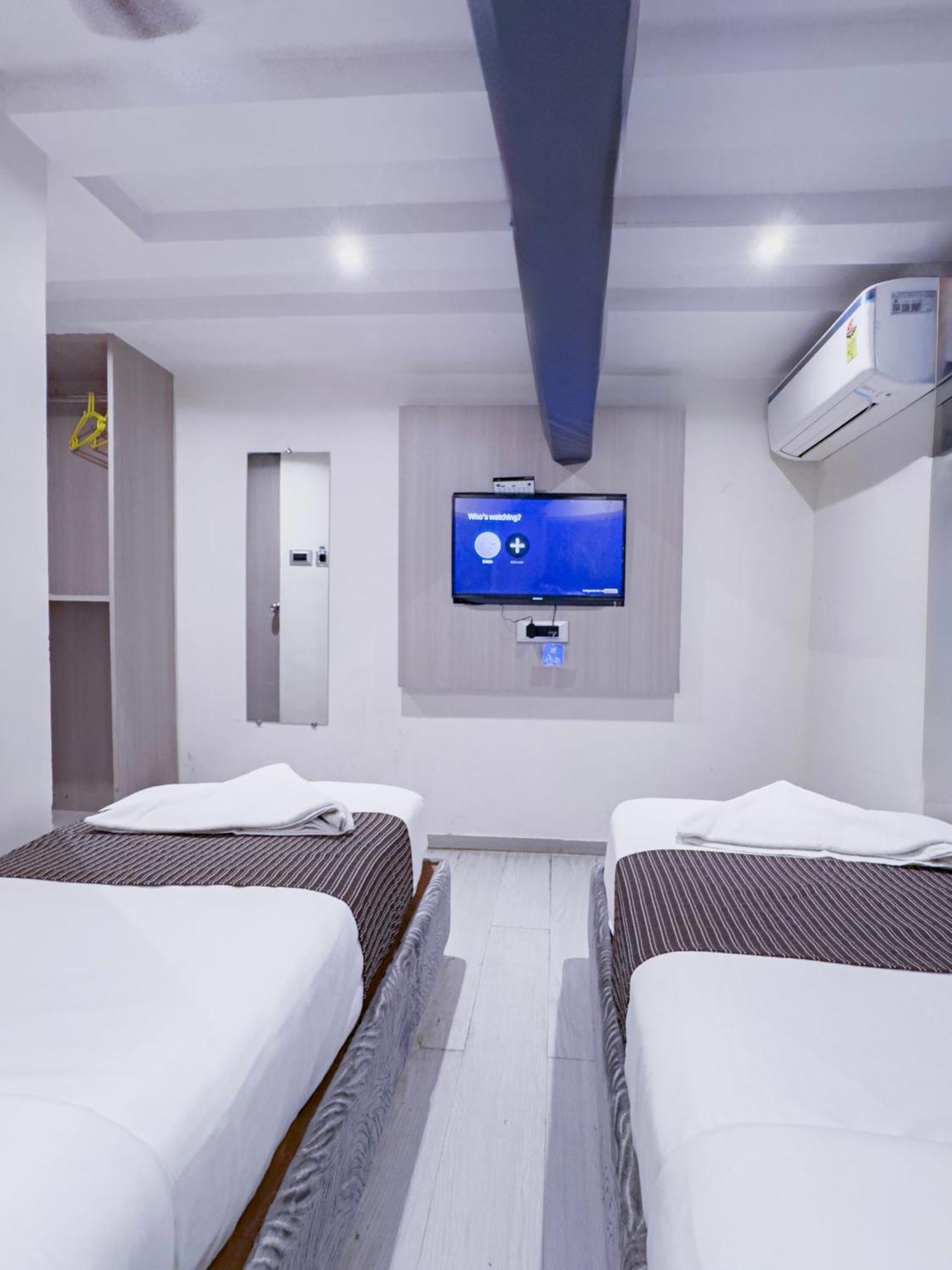 Hotel Winton Мумбаї Екстер'єр фото